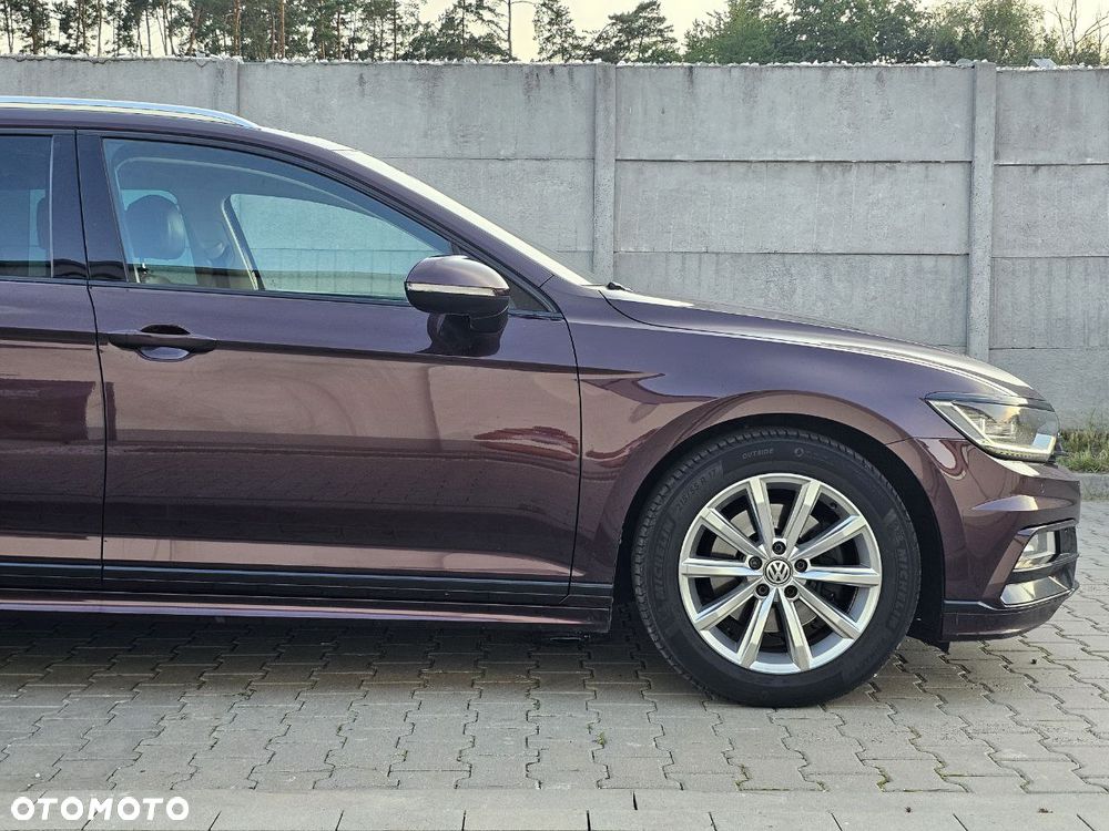 Volkswagen Passat - 15