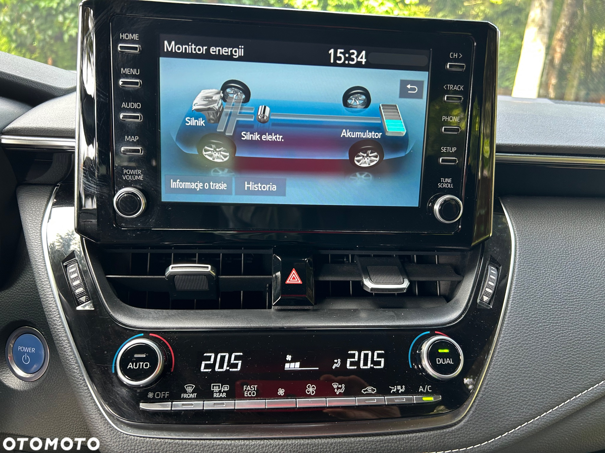 Toyota Corolla 2.0 Hybrid Comfort - 21