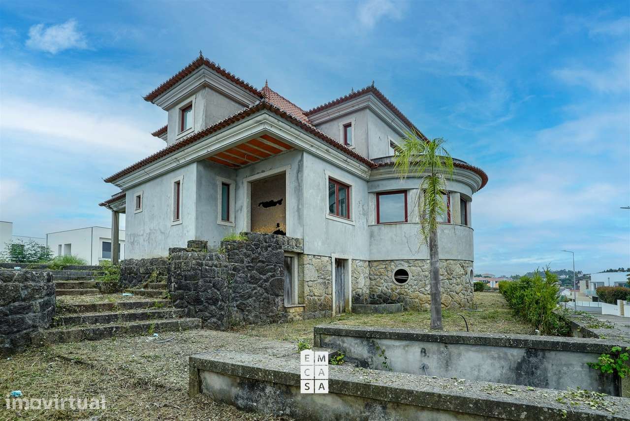 Moradia T5 Venda em Nogueira do Cravo e Pindelo,Oliveira de Azeméis - Grande imagem: 2/53