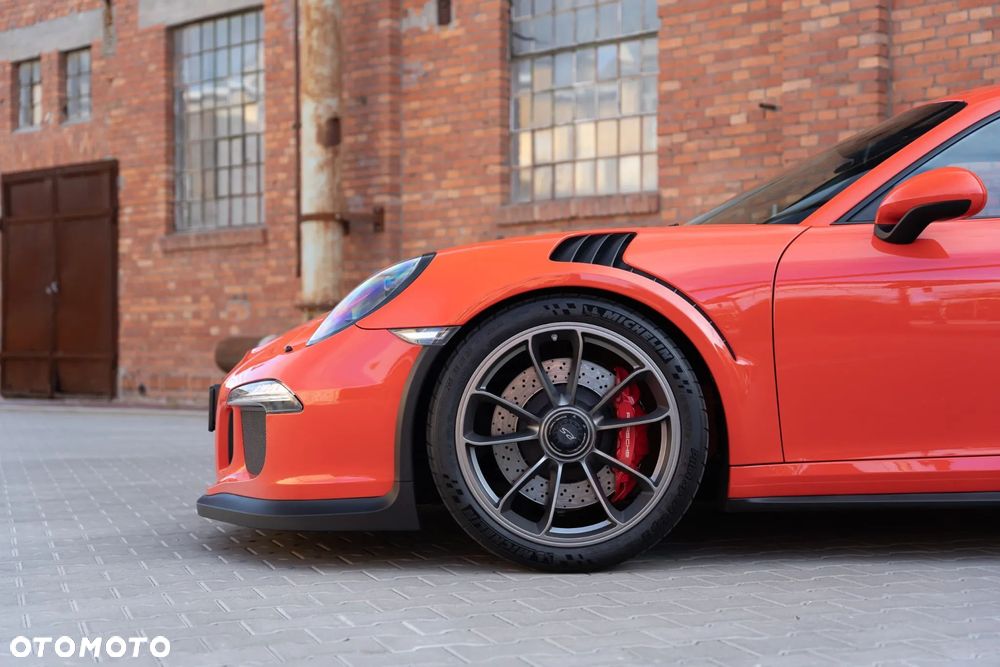Porsche 911 GT3 RS - 13