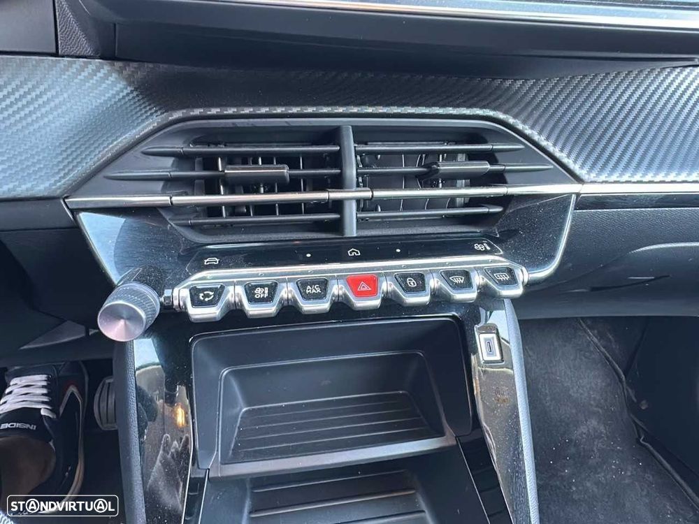 Peugeot 208 1.2 PureTech Style - 15