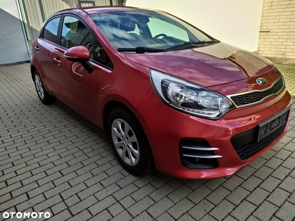 Kia Rio - 10