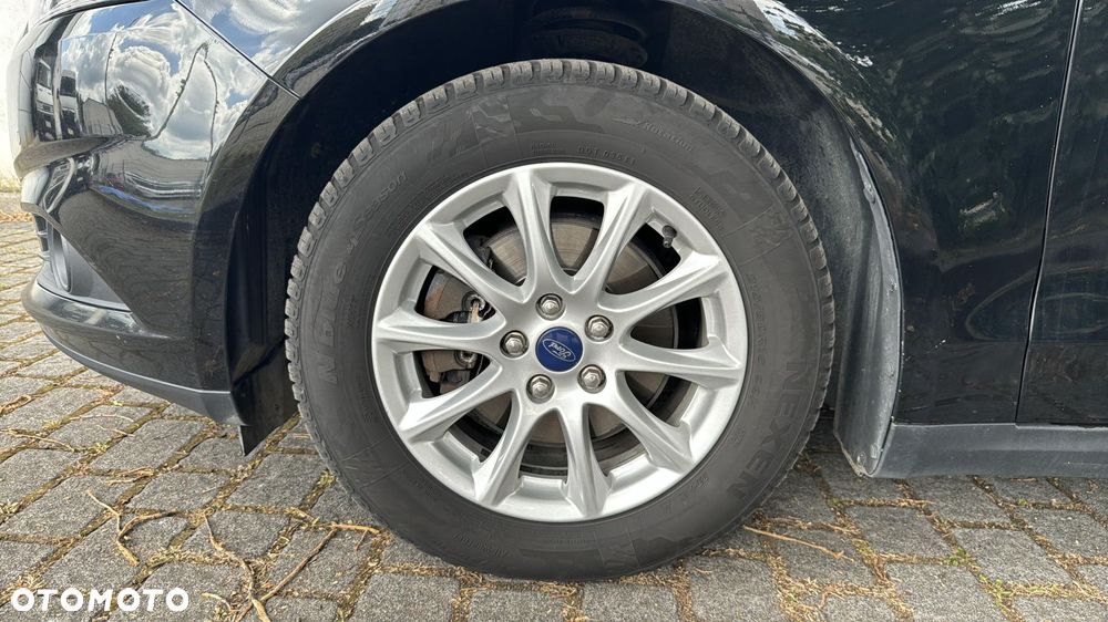 Ford Mondeo 2.0 TDCi Titanium PowerShift - 11