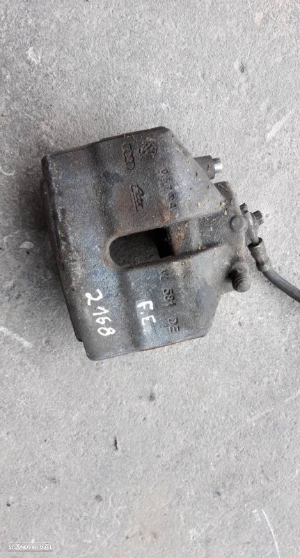 Pinça Frente Esquerda Audi A3 (8P1) - 1
