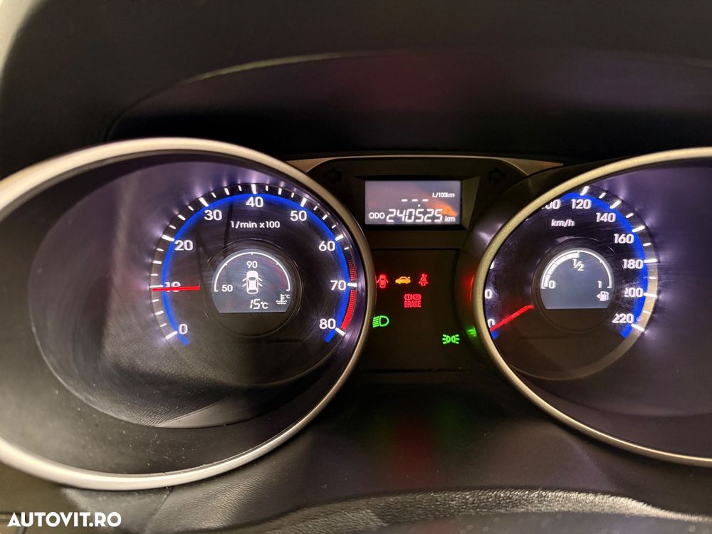 HYUNDAI ix35 2012 — imagine 17