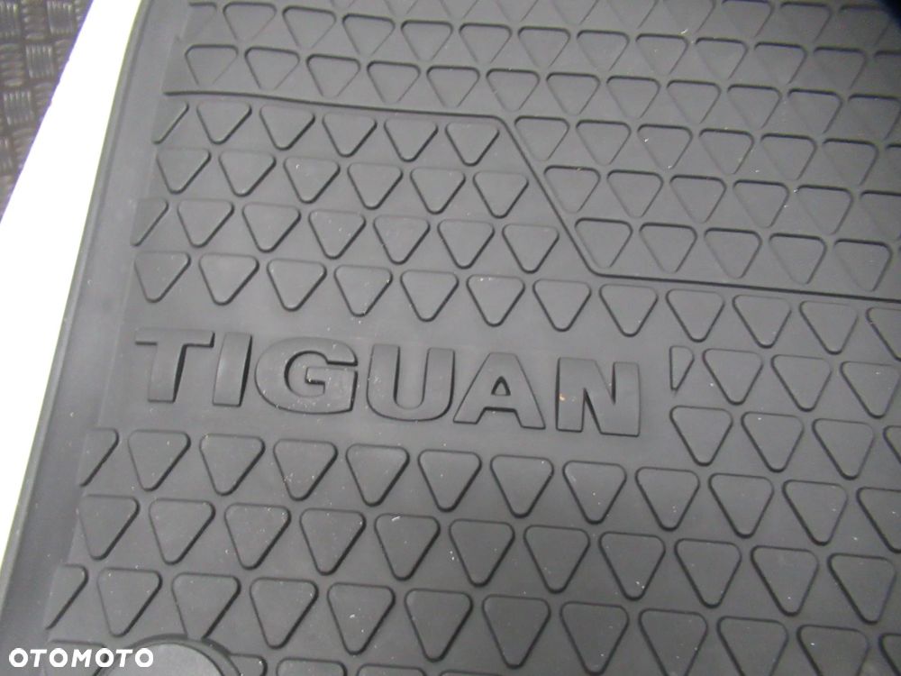 NOWE dywaniki przednie gumowe Vw Tiguan - 2