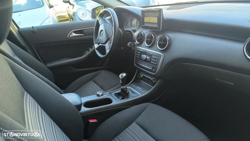 Mercedes-Benz A 180 CDI BlueEFFICIENCY - 4