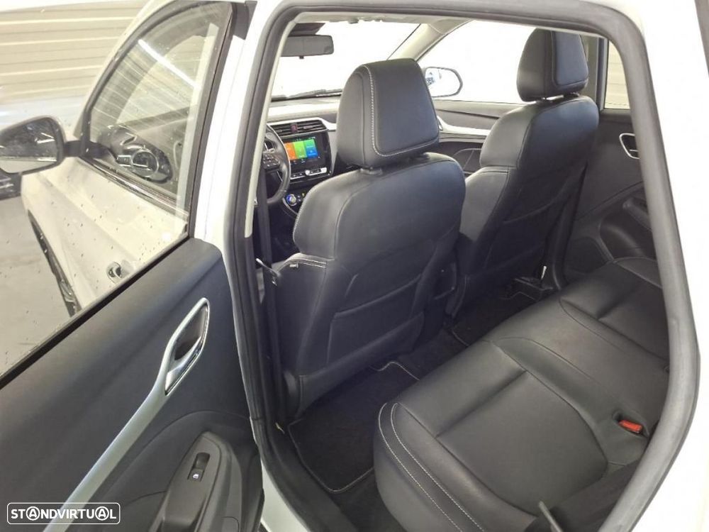 MG ZS Luxury - 6