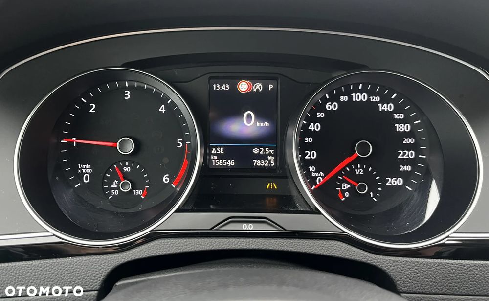 Volkswagen Passat 2.0 TDI SCR Comfortline DSG - 2