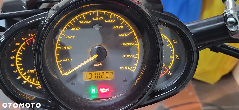 Harley-Davidson V-Rod Night Rod - 20