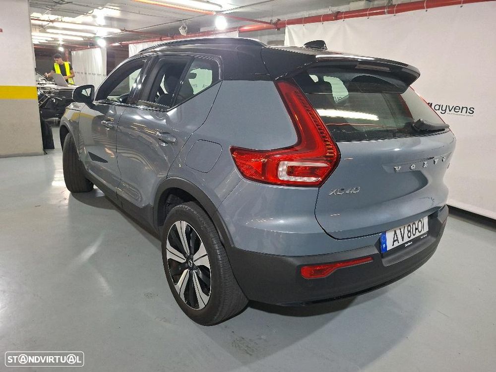 Volvo XC 40 Recharge Core - 2