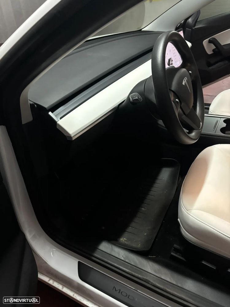 Tesla Model 3 Standard Range Plus RWD - 9
