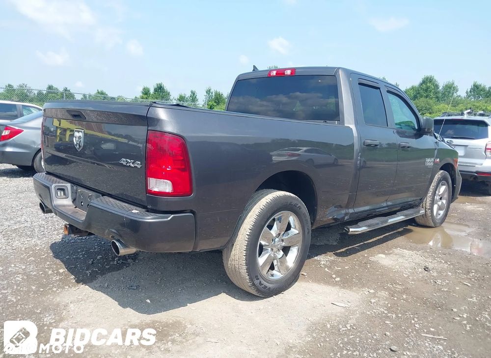 Dodge RAM 5.7 4x4 - 21