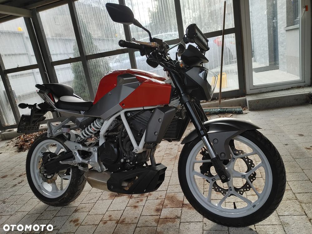 Hyosung Inny - 5