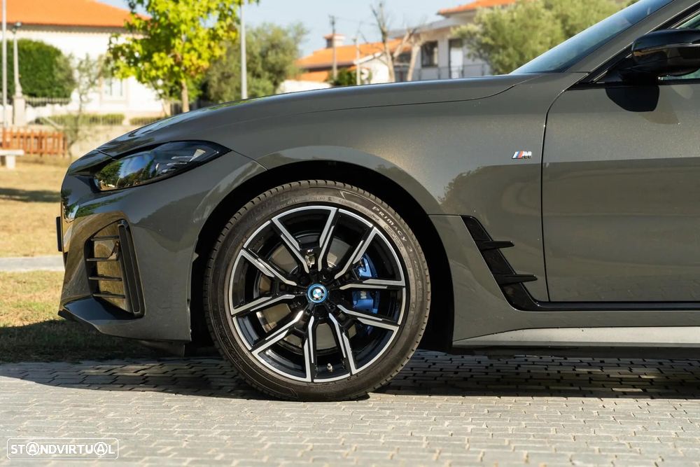 BMW i4 eDrive35 Pack Desportivo M - 32