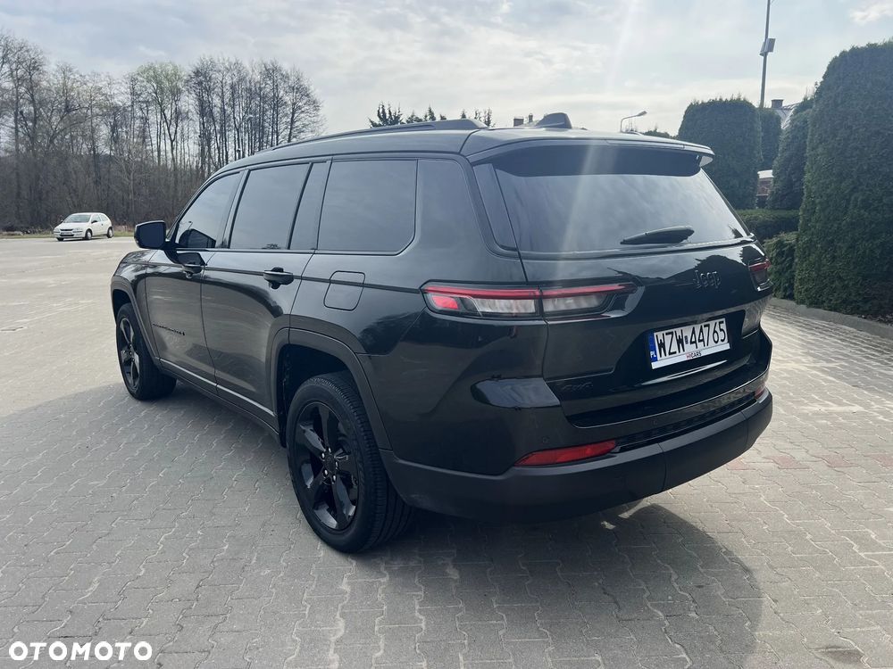 Jeep Grand Cherokee - 8