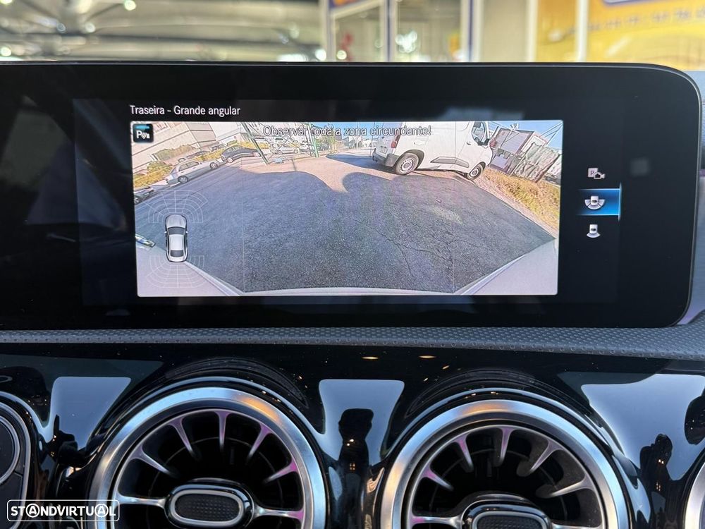 Mercedes-Benz CLA 250 e 8G-DCT AMG Line - 33