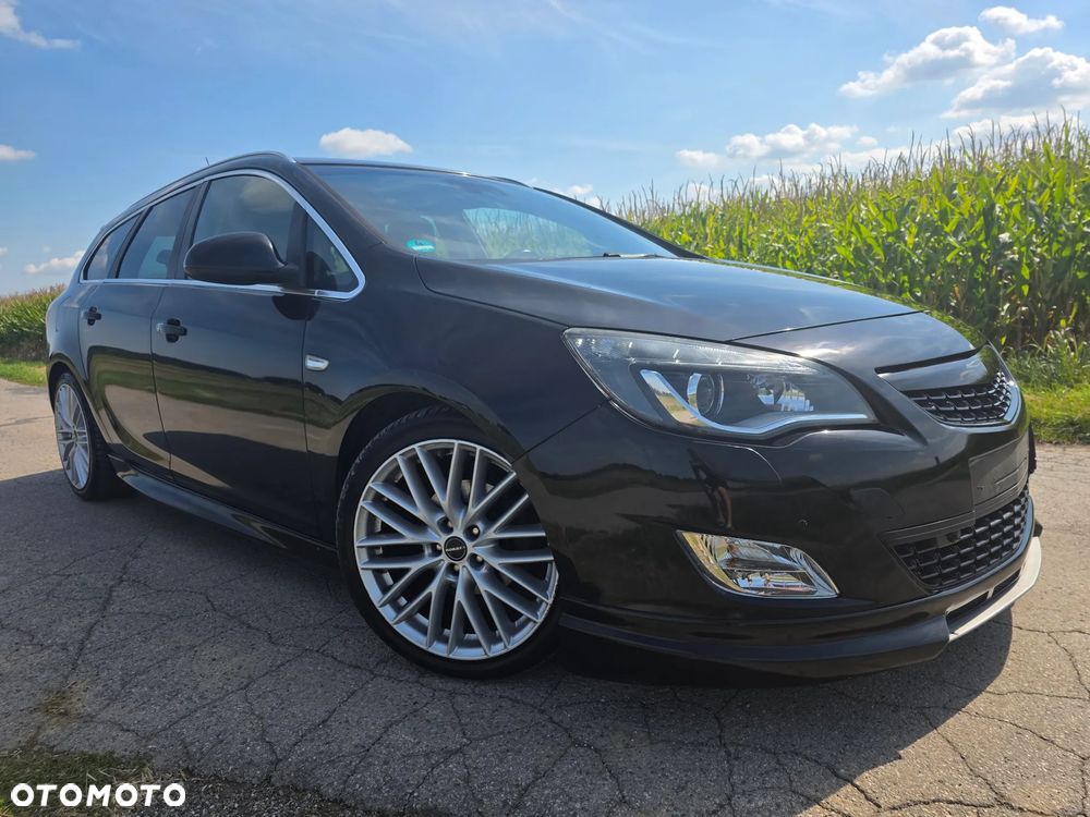 Opel Astra 1.4 Turbo Sport - 32
