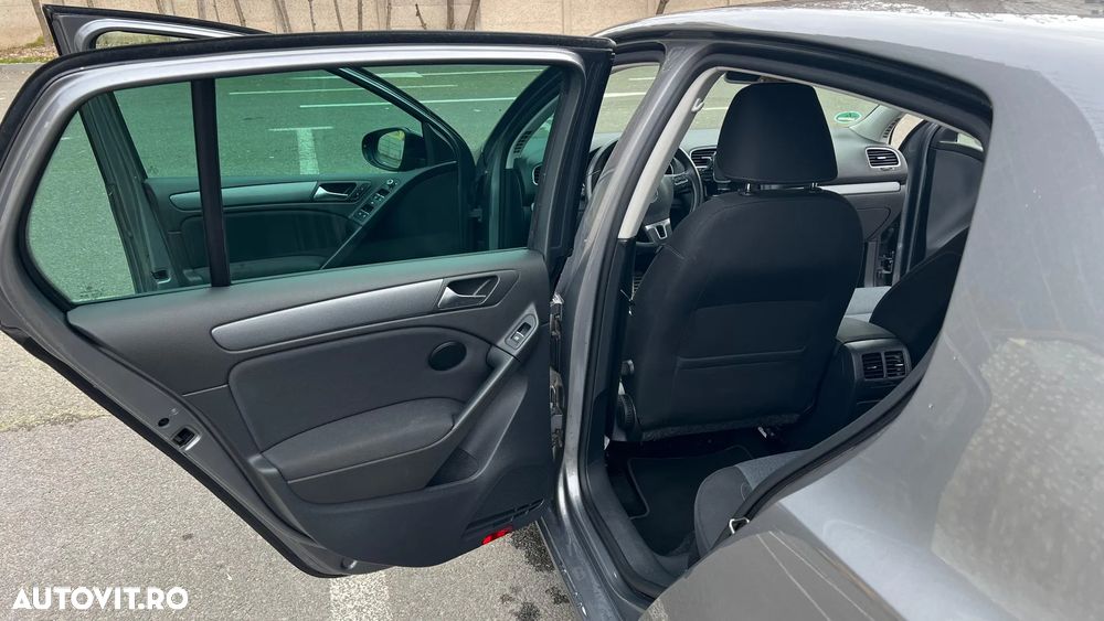 Volkswagen Golf 1.2 TSI Style - 30