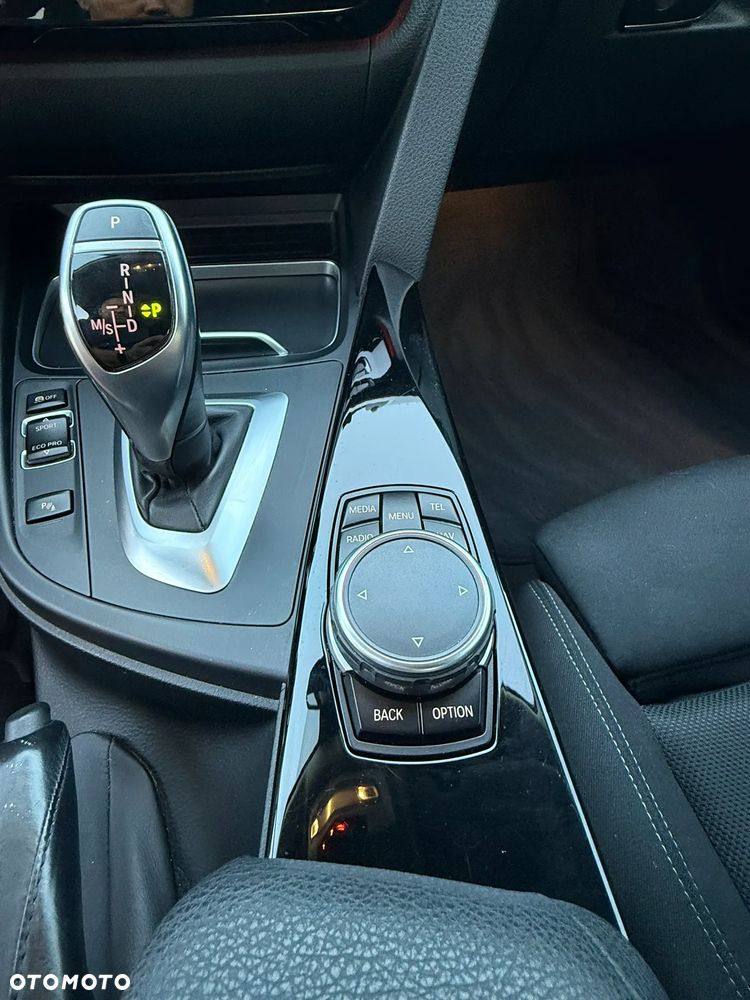 BMW Seria 3 335d xDrive Sport Line - 6