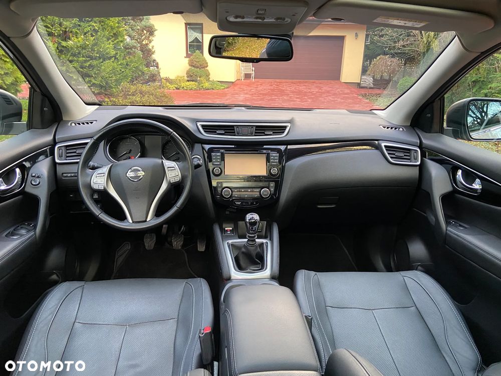 Nissan Qashqai 1.6 dCi TEKNA - 15