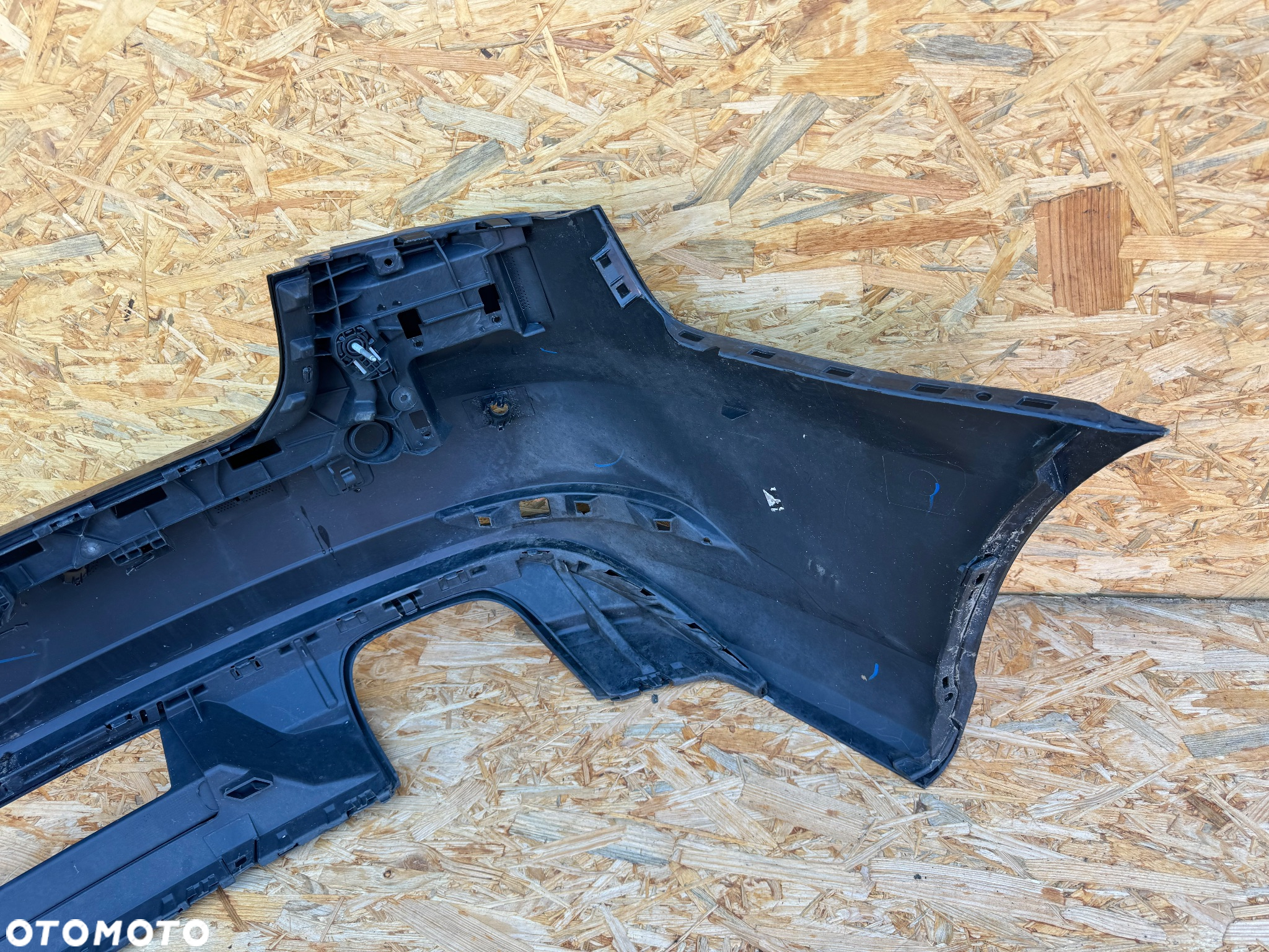 ZDERZAK TYŁ TYLNI AUDI A3 8V5 SEDAN LIFT DYFUZOR SPOILER CZARNA LISTWA 8V5807511F 8V5807521AE ORYGINAŁ - 9