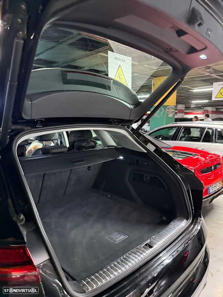 Audi e-tron 50 quattro S line - 13