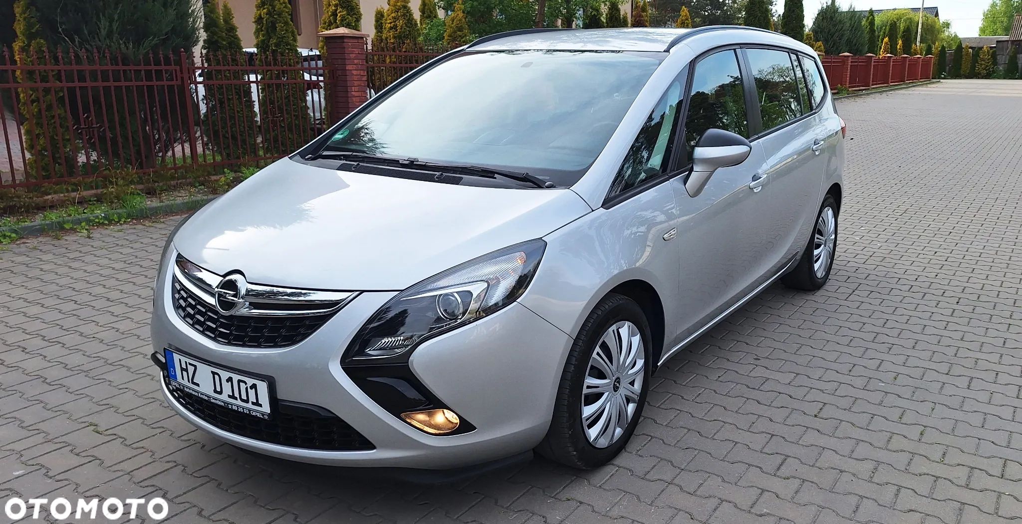Opel Zafira 1.4 T Cosmo - 1