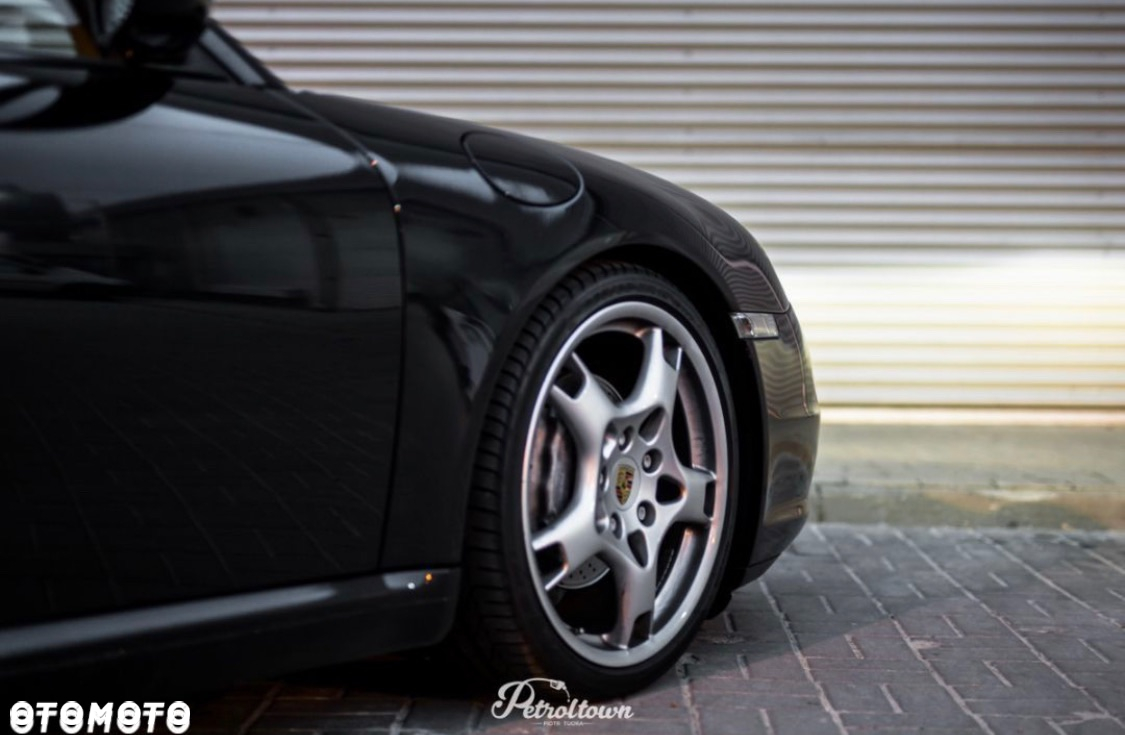 Porsche 911 Carrera - 7