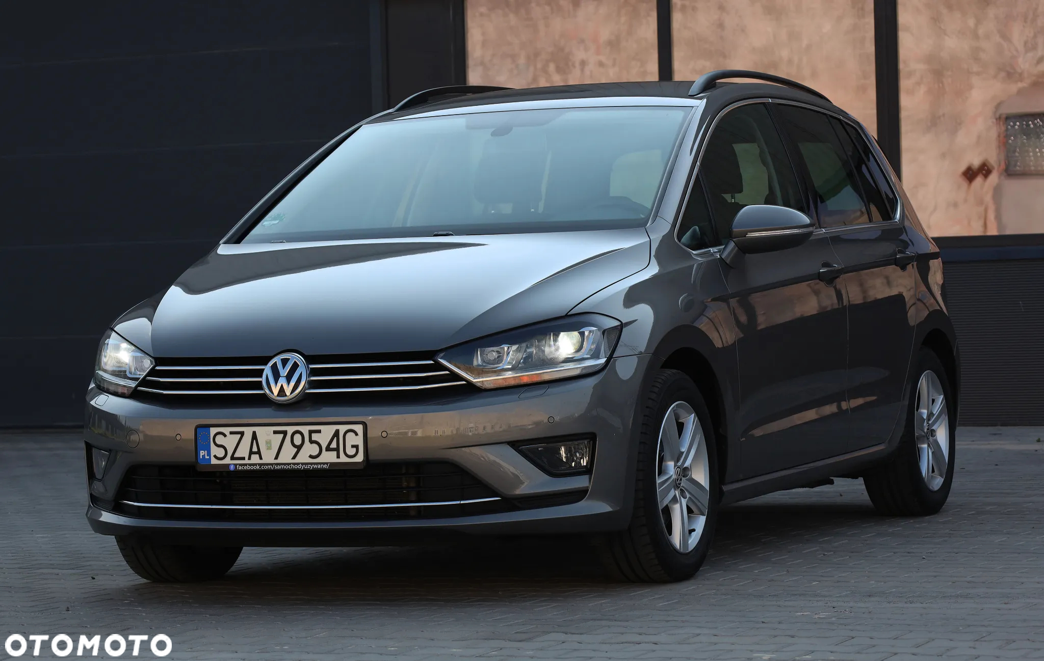 Volkswagen Golf Sportsvan 1.4 TSI (BlueMotion Technology) DSG Highline - 35