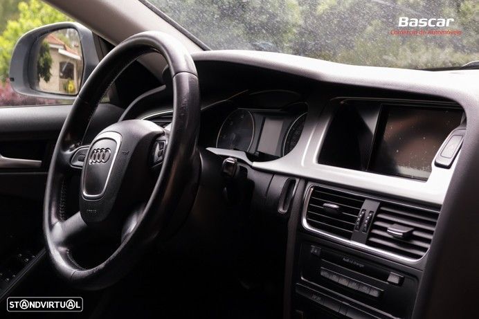 Audi A4 Avant 2.0 TDI Business Line Sport - 27