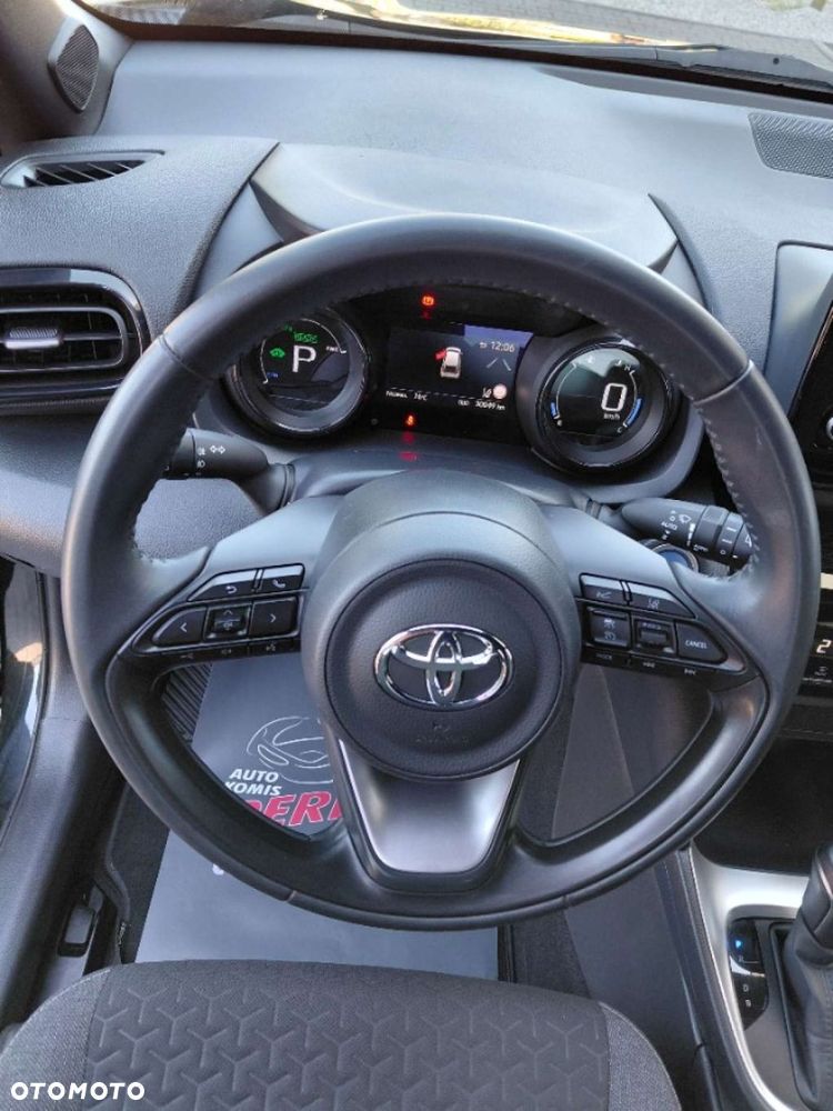 Toyota Yaris Cross - 13