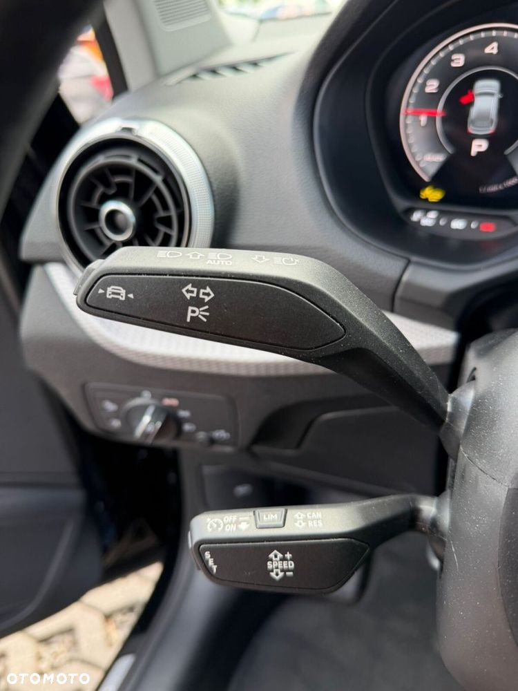 Audi Q2 - 19
