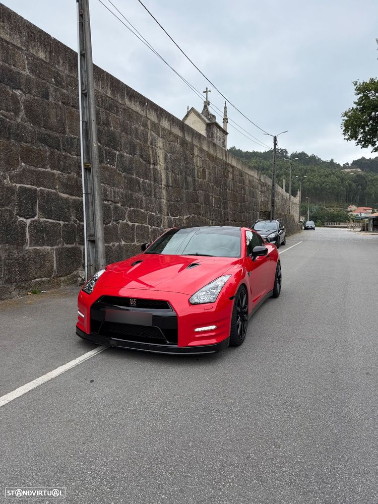 Nissan GT-R Black Edition - 2