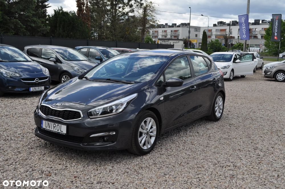 Kia Ceed - 1