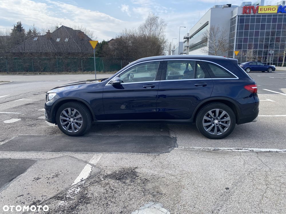 Mercedes-Benz GLC - 9