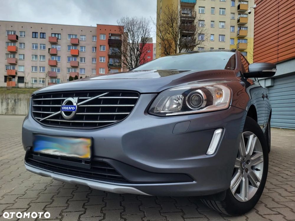 Volvo XC 60 D4 Geartronic Momentum - 4