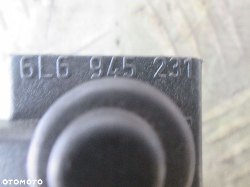 SEAT IBIZA III 3 WKŁAD LAMPY TYŁ TYLNY W KLAPĘ EUROPA 6L6945231 - 4