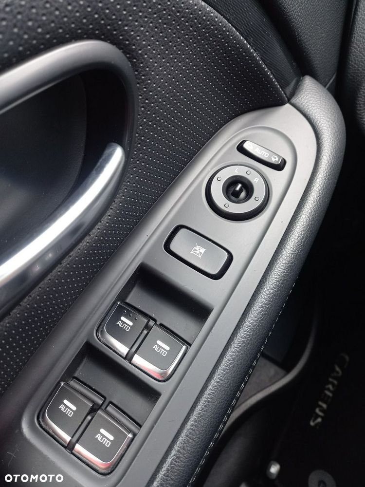 Kia Carens 1.6 GDI Business Line 7os EU6 - 32