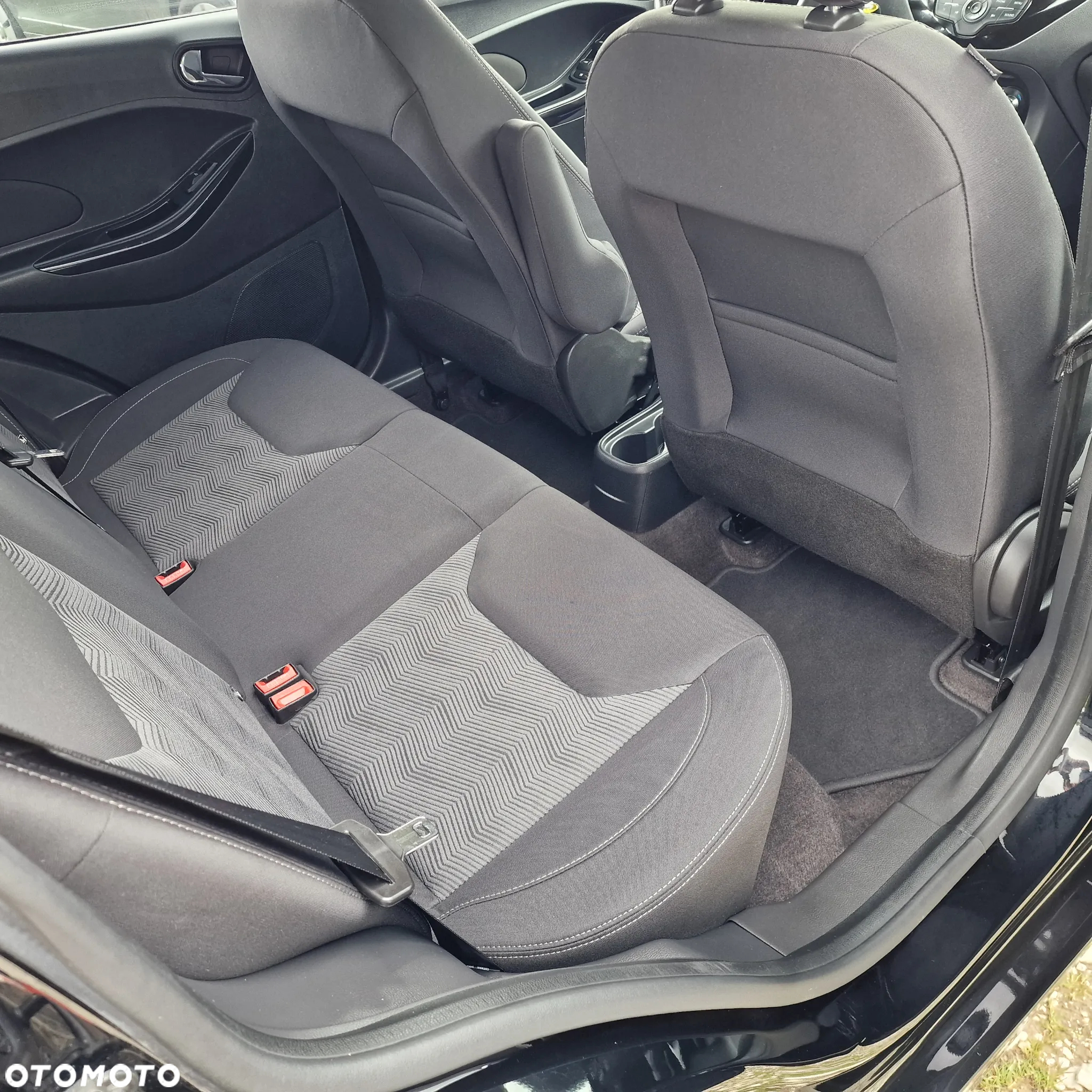 Ford Ka+ 1.2 Ti-VCT Black Edition - 19