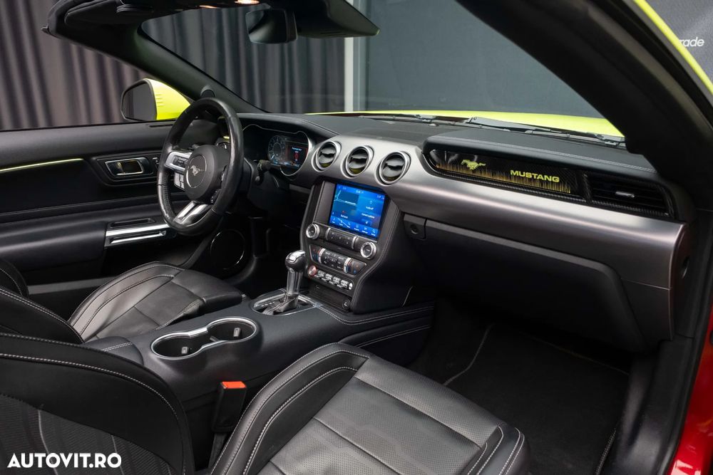 Ford Mustang - 27