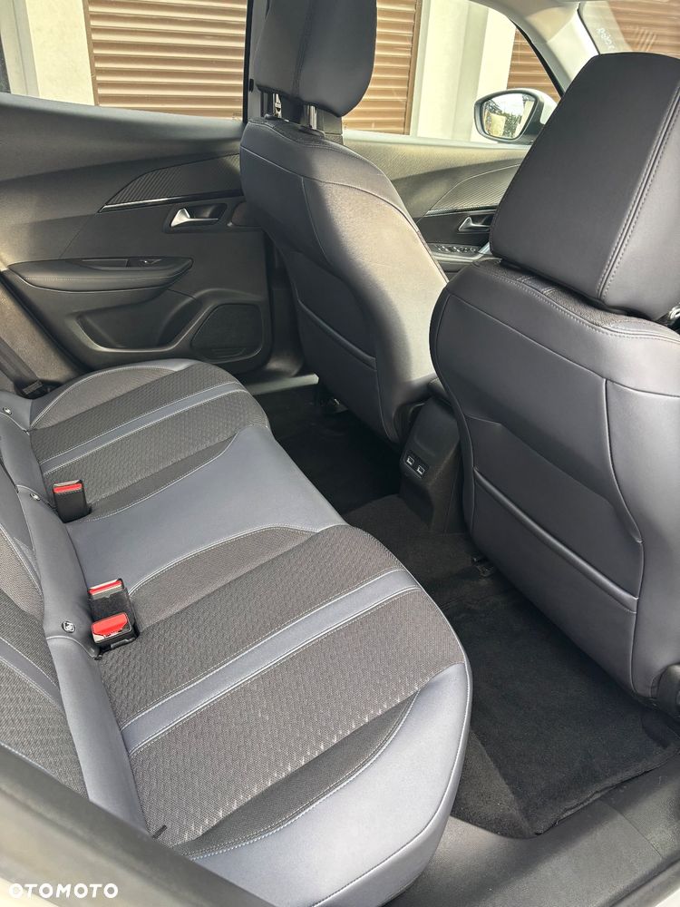 Peugeot 2008 PureTech 100 Stop&Start Allure Pack - 6