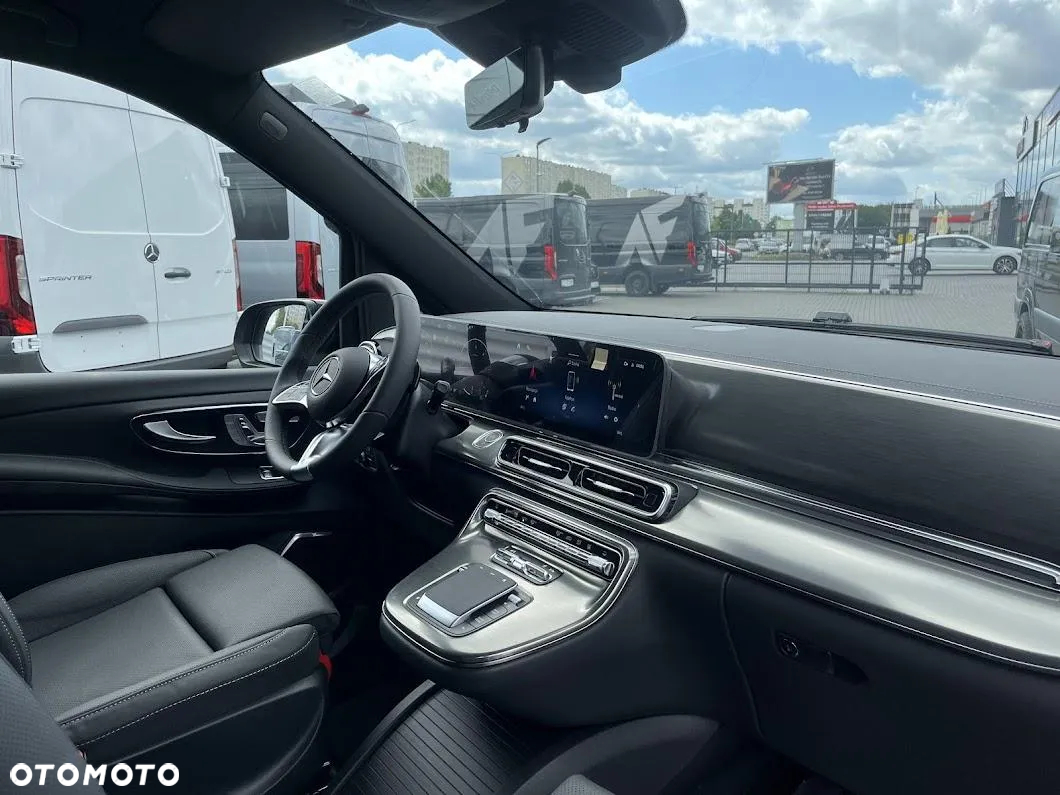 Mercedes-Benz Klasa V 300 d 4-Matic 9G-Tronic Exclusive (d³ugi) - 11