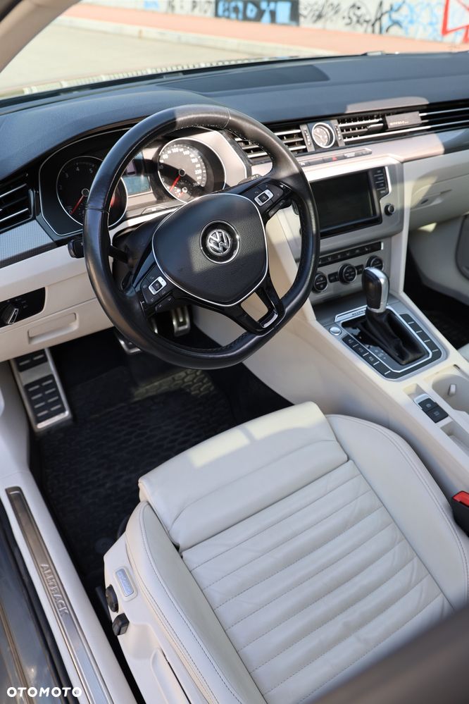 Volkswagen Passat Alltrack 2.0 TSI (BMT) 4Motion DSG - 15