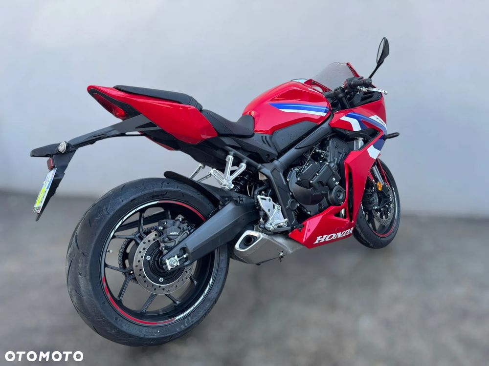 Honda CBR - 3