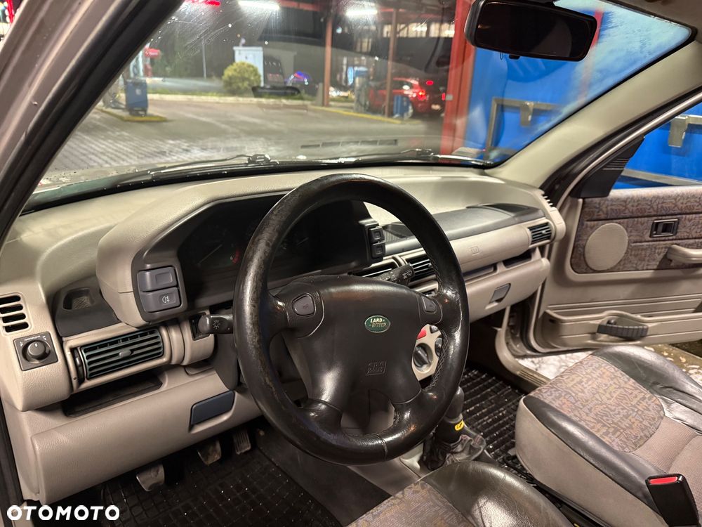 Land Rover Freelander 2.0 D - 7