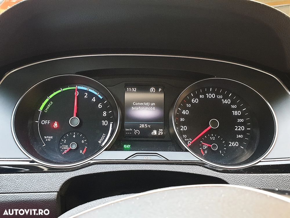 Volkswagen Passat GTE - 5