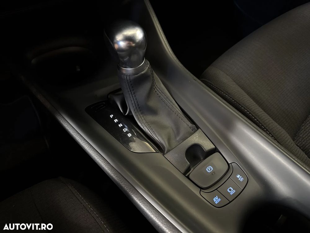 Toyota C-HR - 18