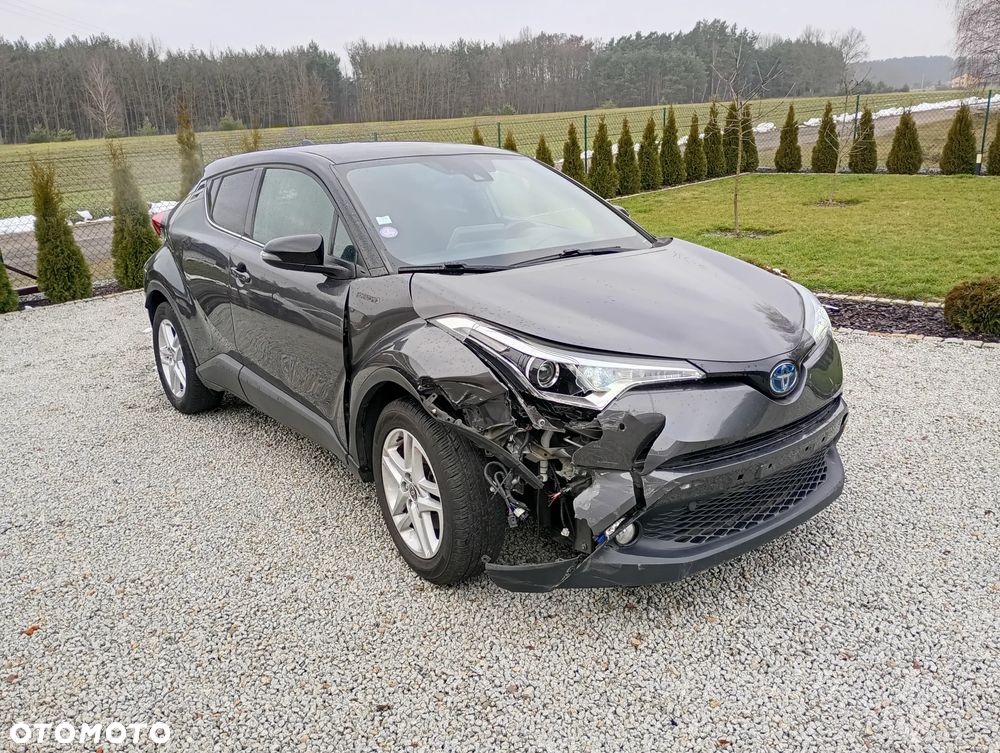 Toyota C-HR Style - 4