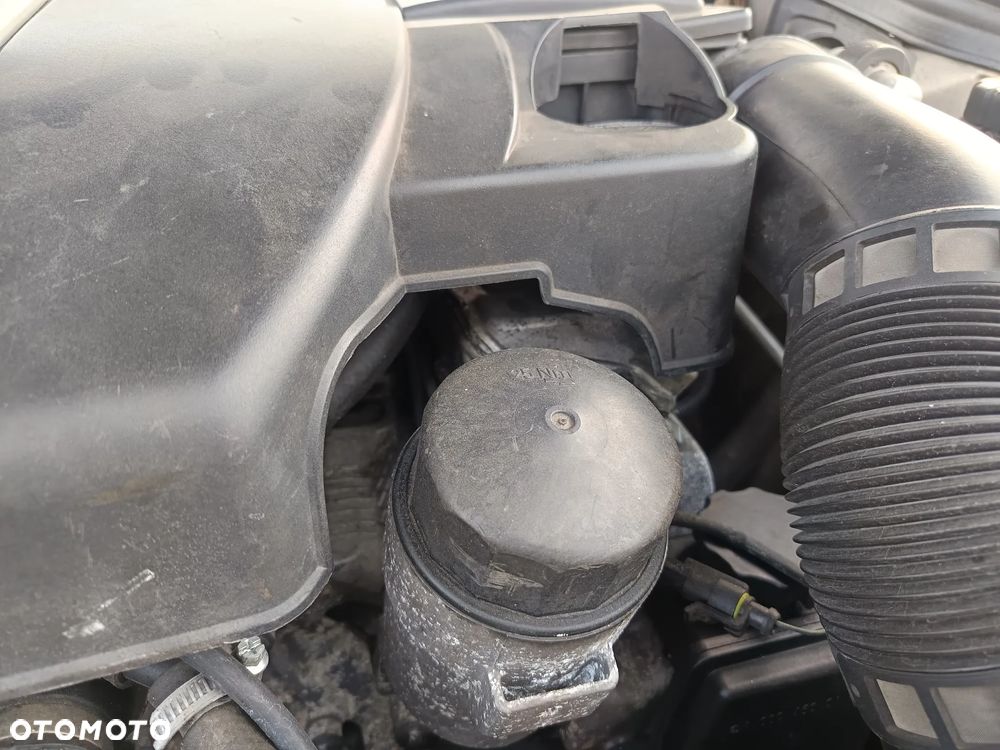 Mercedes-Benz Klasa E 320 T Avantgarde - 19